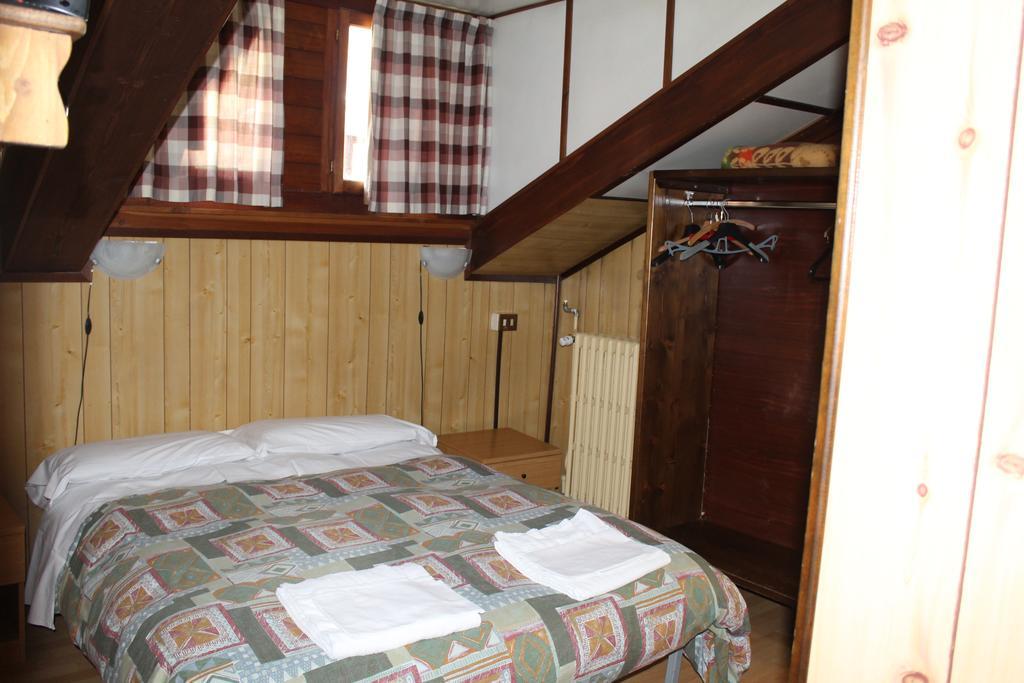 Albergo Ristorante Macugnaga Buitenkant foto