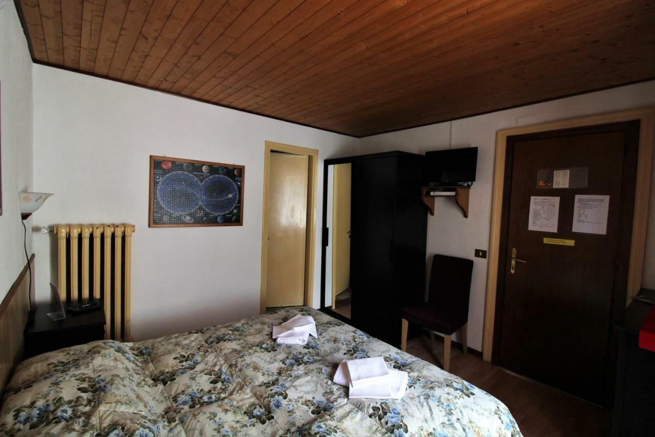 Albergo Ristorante Macugnaga Buitenkant foto
