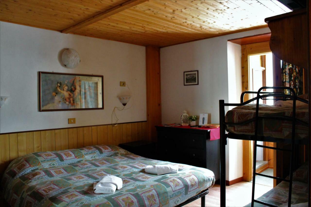 Albergo Ristorante Macugnaga Buitenkant foto