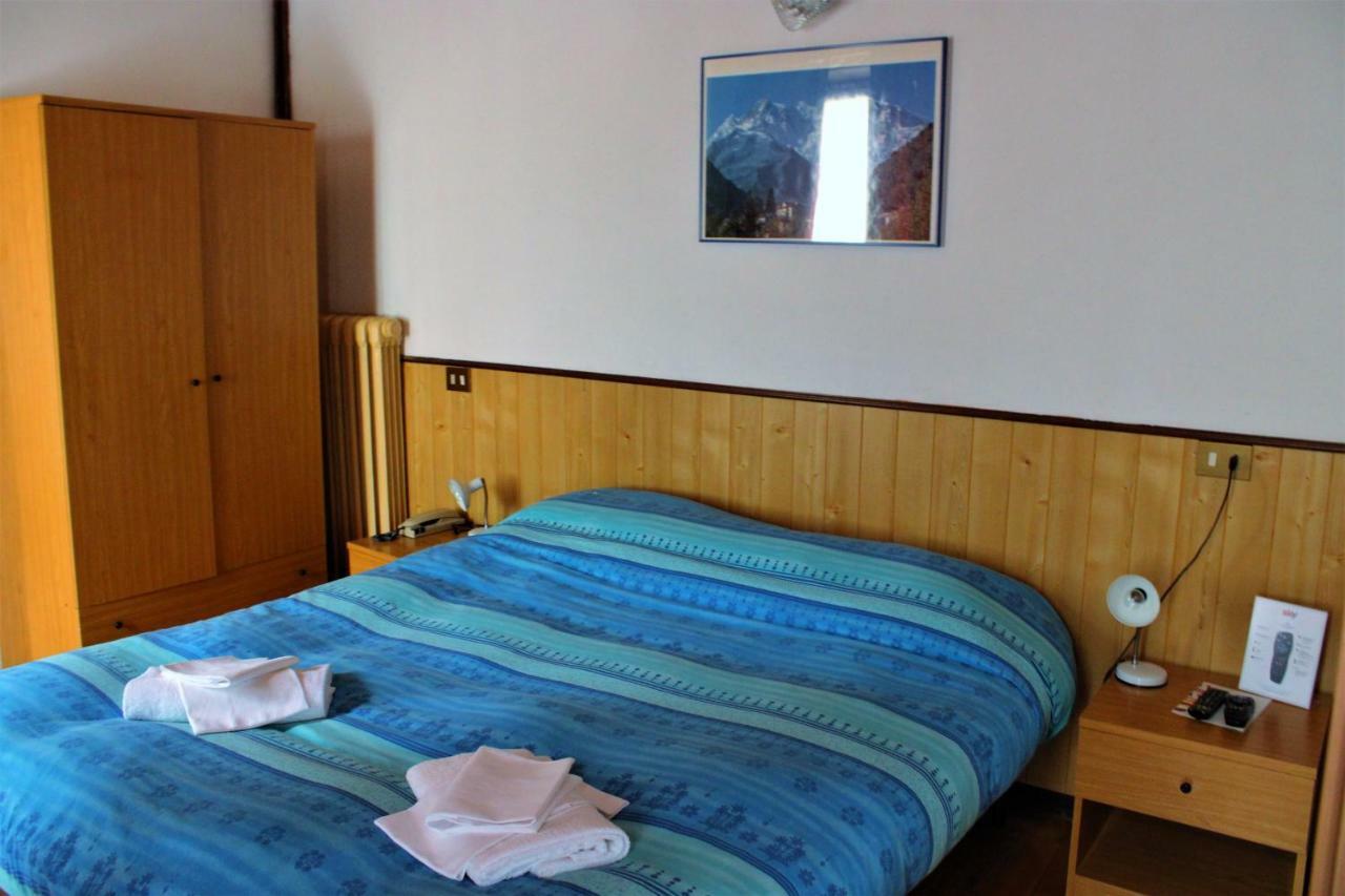 Albergo Ristorante Macugnaga Buitenkant foto